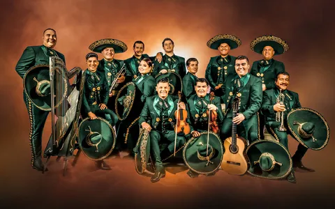 MARIACHI Herencia de México